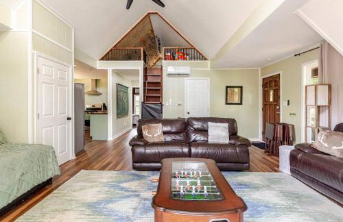 Family A-Frame, HotTub, FirePit, ClimbingWall, EVCharger, & More - Photo 27