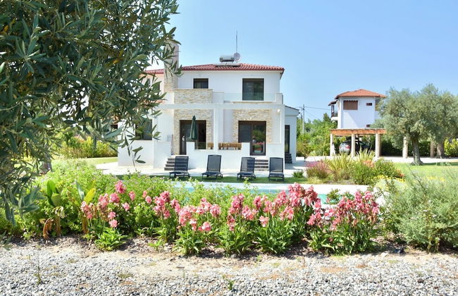 Luxury Rental Villa for 14 People - Foto 48