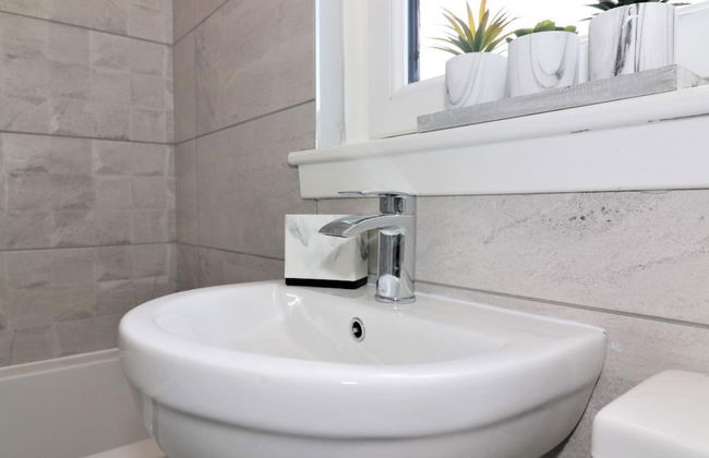 Moore View - Hamilton - Photo 1