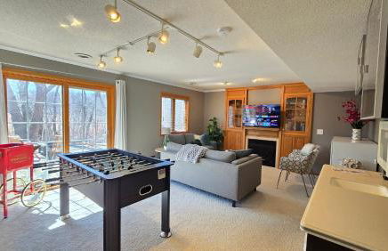 Nature's Blissful Haven - King Bed & Heated Garage - Foto 22