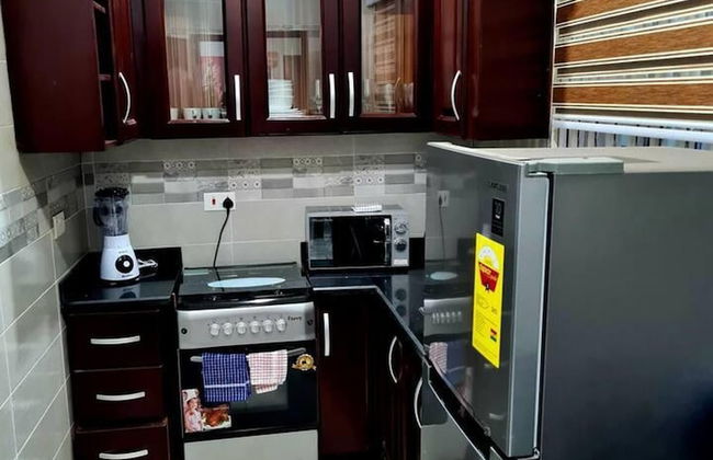 Charming, Quiet & Cozy - Close to Highway,parking - Foto 8