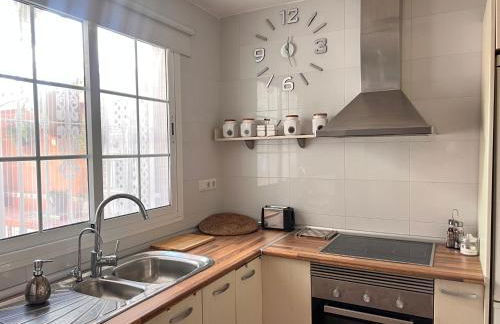 Espectacular Loft con piscina Comunitaria junto al mar Málaga - Photo 16