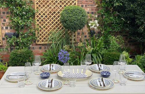 Hoole House - Photo 18