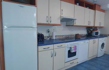 Friends&Family - Photo 25