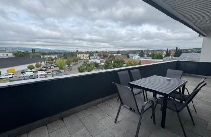 Exklusive Wohnung für 8 Personen mit großem Balkon - Foto 15