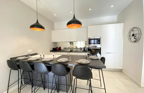 3 bedrooms 3 bath Bivouac 2 min Palais - Photo 24
