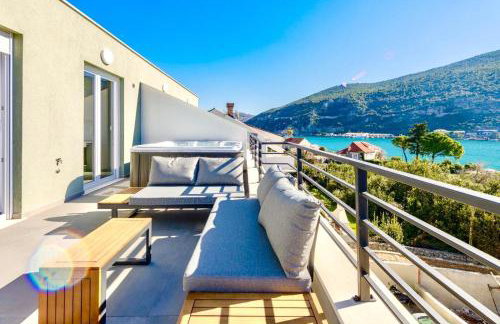 Mokos Modern Suite with Sea View and Jacuzzi - Foto 18