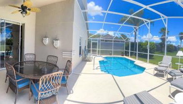 Fascinating Private Pool and Game-room, Near Disney!! - Foto 3