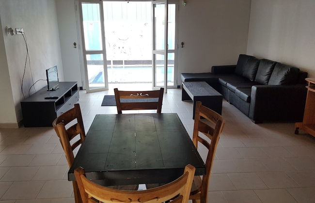 Tripper's Private Villa - Photo 6