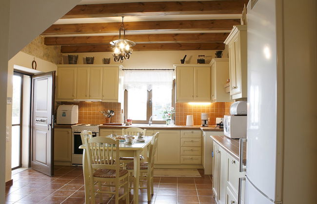 Elaia Villas - Photo 9