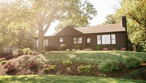 Ode to the '70's creative private home with pool - Foto 2