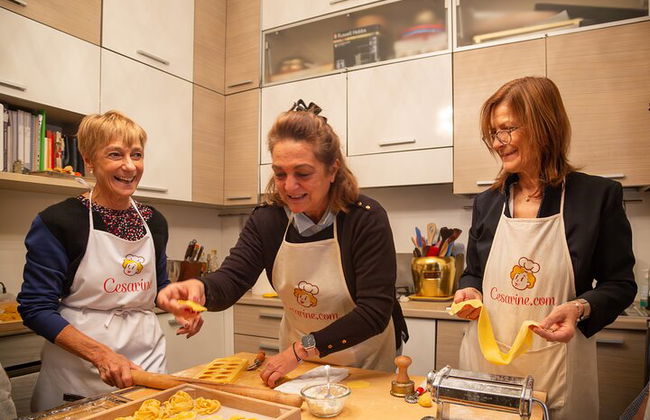 Tour a pie por Turín y clase de cocina tradicional con vino - Foto 8