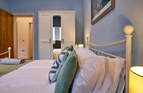 2 bedroom, newly-renovated, comfortable town centre apartment! - Foto 14