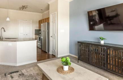 Landing Incredible 1BD Pool Gym - Foto 8