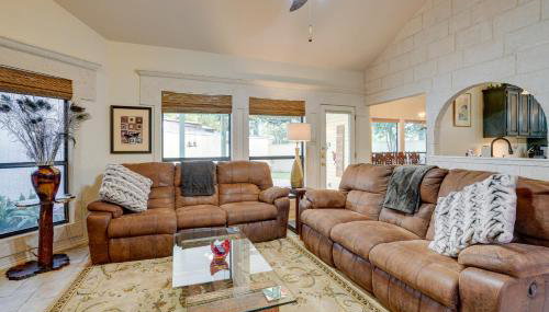 Spacious San Antonio Home with Patio and Grill! - Foto 3