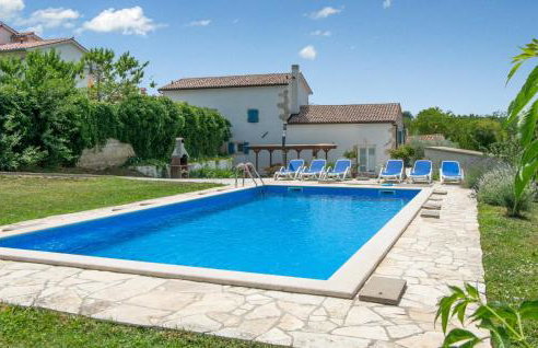 3 Bedroom Amazing Home In Ruzici - Foto 1