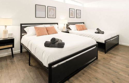 Newly Renovated 6BR 3BA Port Arthur Home with Hot Tub - Foto 14