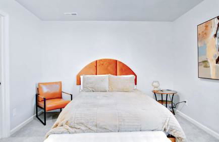 Spacious Modern Retreat Near Downtown EV - Photo 4