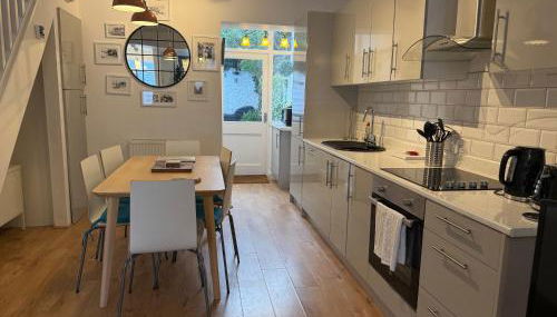 Downtown Cottage Conwy - Foto 4, stove, dishwasher, toaster