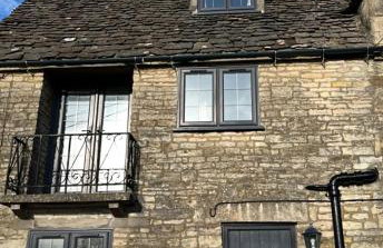 Charming Cotswold cottage with stunning views - Foto 1