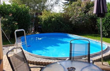 gemütliches Ferienhaus mit privatem Außenpool - Foto 11