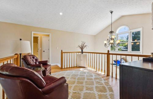 Hoosier Estate - Steps to IU - Photo 35