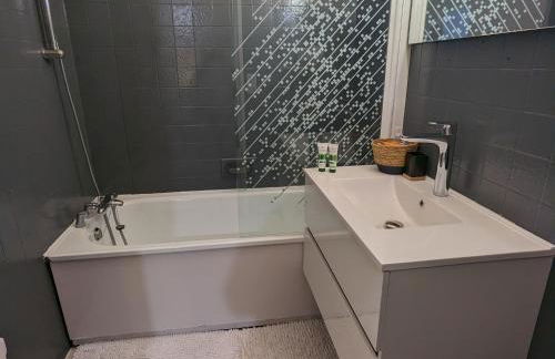 Gîte 10 pers. avec jardin à 200m des commerces, proche Loire et forêt d'Orléans - FR-1-590-281 - Photo 20