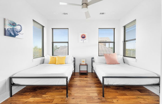 Walk to Restaurants & Entertainment on East Side - Foto 8