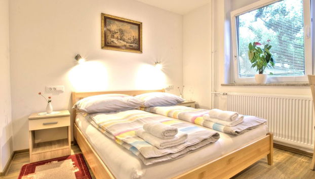 Charming Apartment in Bled Near Lake - Foto 2, Habitación