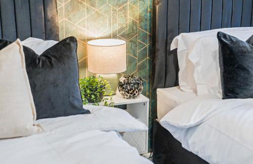 Spacious 4-Bed Home Near Cribbs & Bristol - Foto 55