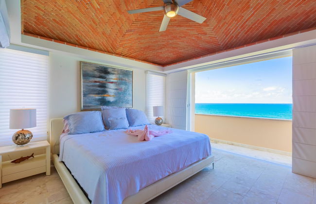 Isla 33 - 3 Bedroom PH #2404 - Photo 7