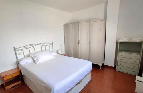 Piso Grande cerca Playa con 5 Aires Acondicionados - Foto 3