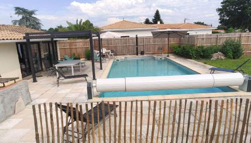 2 Maisons de 3 et 2 chambres avec grande piscine commune - Foto 2, sunbed