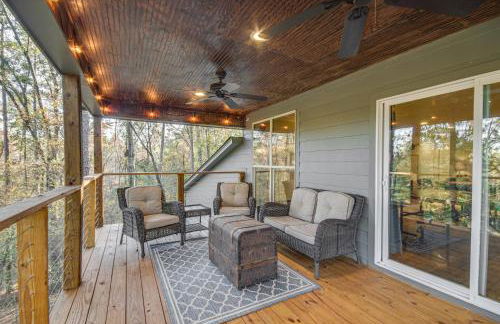 Waterfront Terry Home with 3 Decks and Hot Tub! - Foto 35