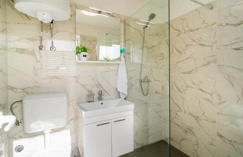 Three-Bedroom Holiday Home In Brstanovo - Foto 39