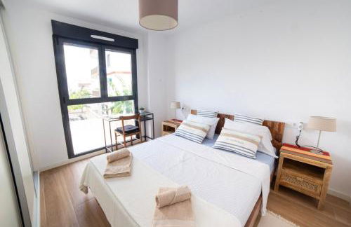 Gandia Playa Moderna - nuevo con piscina y parking, 2 banos, playa 300 m, grau 300 m - Photo 45