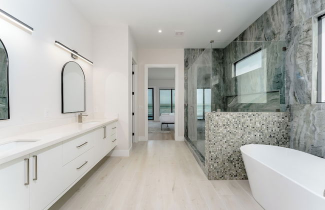 Spacious Bay - Photo 78