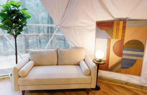 "The Perch" Elevated Woodsy Modern Stay w/ Hot Tub - Foto 5