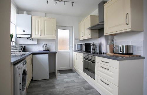 Ludlow Drive a 3 bed Contractor family Town house in melton Mowbray with Parking - Photo 22