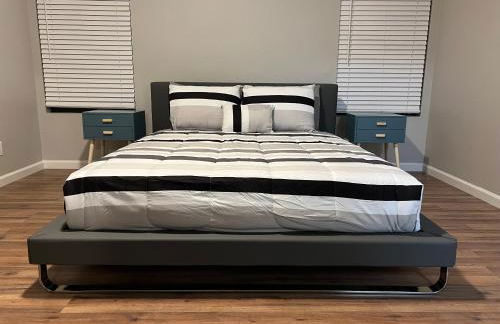 Large Pool & Patio Cozy Single Story Family House - Foto 22