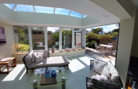 Spacious 3 bed holiday home, New Forest, Milford-on-Sea, close to beach - Photo 8