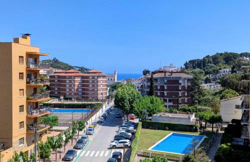 Charming Attic with Pool and Seaviews - Photo 1