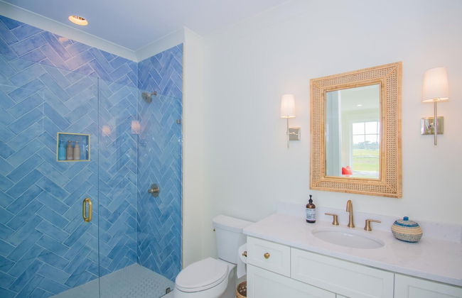 Stunning 4BR Vacation Rental With Private Pool, Spa, & Resort Club Cards - Photo 29