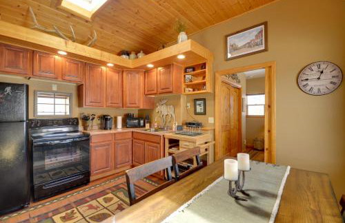 Red Lodge Retreat with Hot Tub 3 Blocks to Downtown - Foto 8