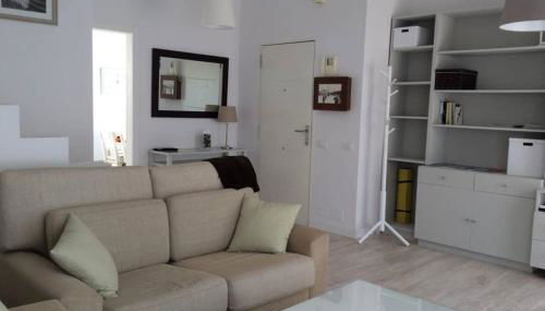 Chalet pareado a 5 minutos andando de la playa - Foto 3