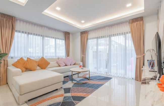 Southern Peak Pool Villa HuayYai Pattaya - Photo 34