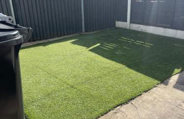 Charlesworth House - Photo 29