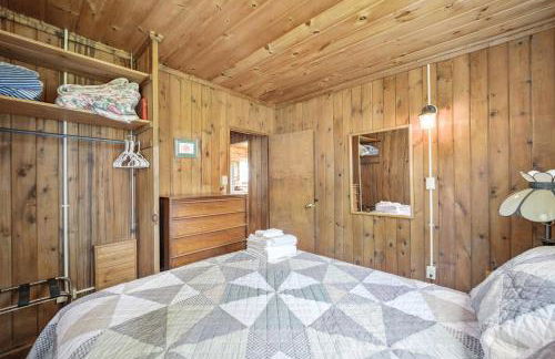 Sunnyside 3BR 1BA Relaxing Lakefront Retreat - Foto 16