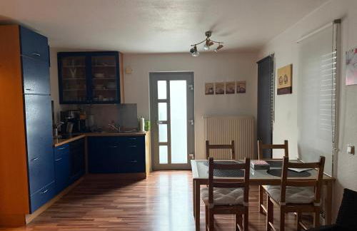 Ferienwohnung Happiness Schlafzimmer 2026 renoviert mit neuem Boxspringbett - Foto 10