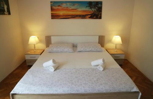 Honeycomb Apartment Split - FREE PARKING - Foto 17